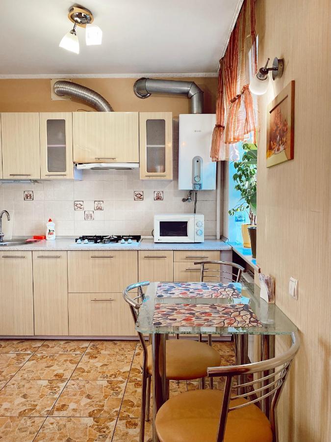Apartment - Sobornyi Prospekt 97 Zaporizhia Exterior foto